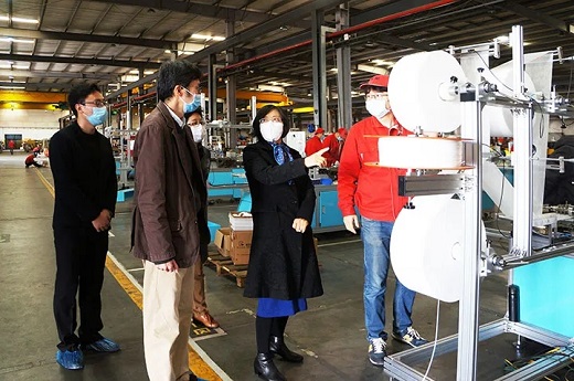 青浦区政协主席李华桂等向导莅临上；；Ｗ鹂狄档餮