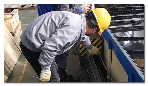 上；Ｗ鹂狄灯富А笆酆蠓务维保万里行”活动安徽站